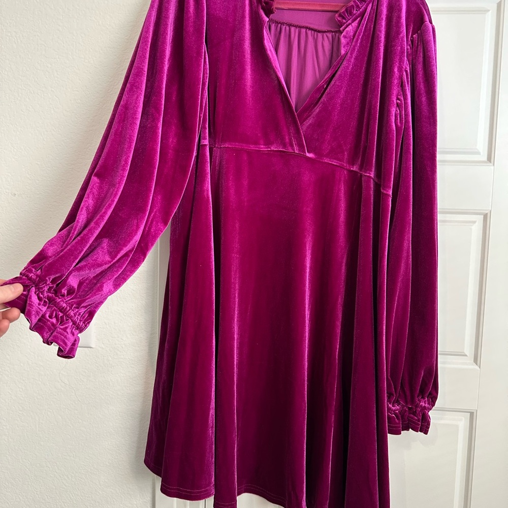 Velvet Tunic Dress in Vibrant Magenta